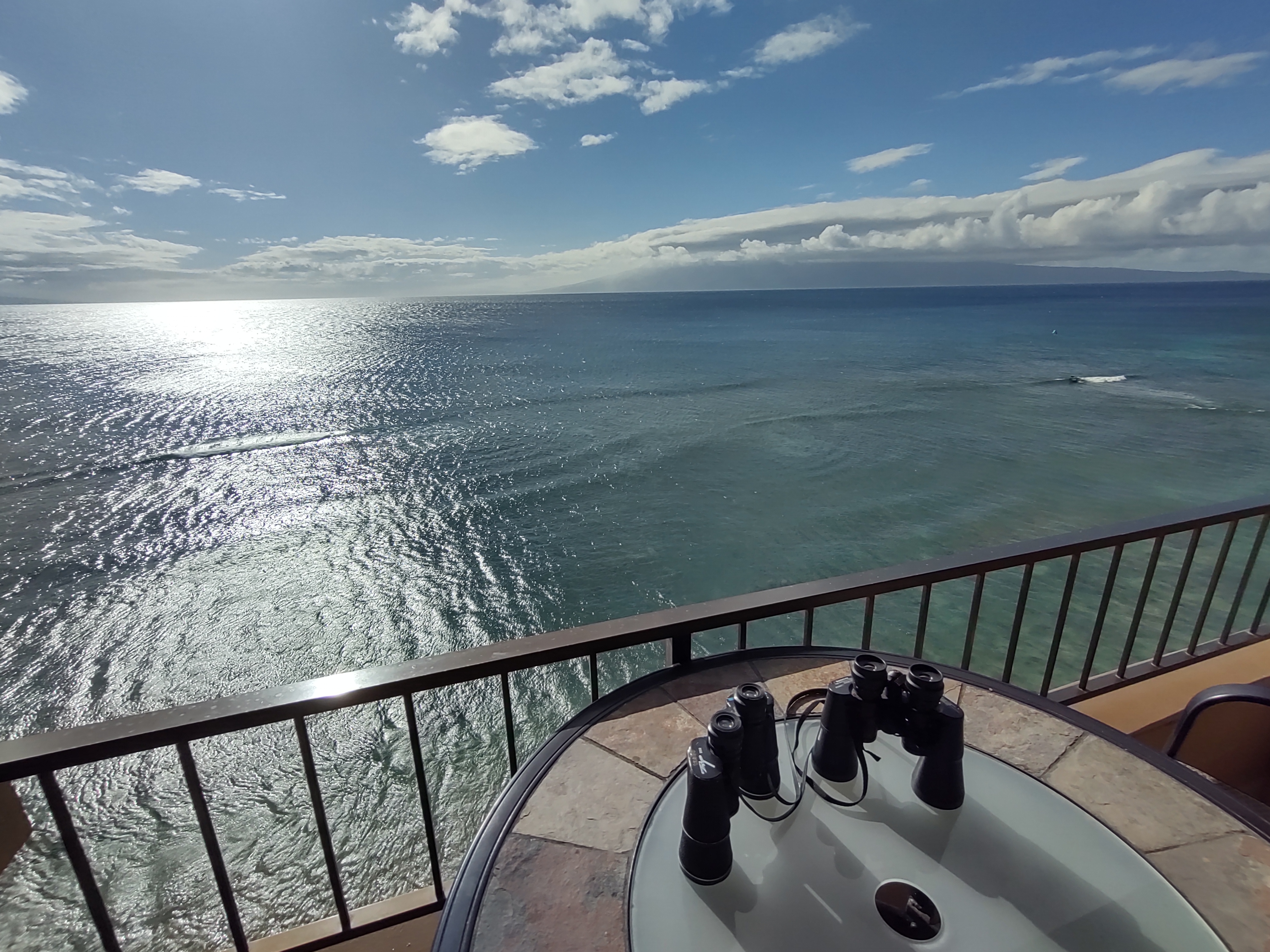 Lanai View with Binoculars - Maui Kai 806