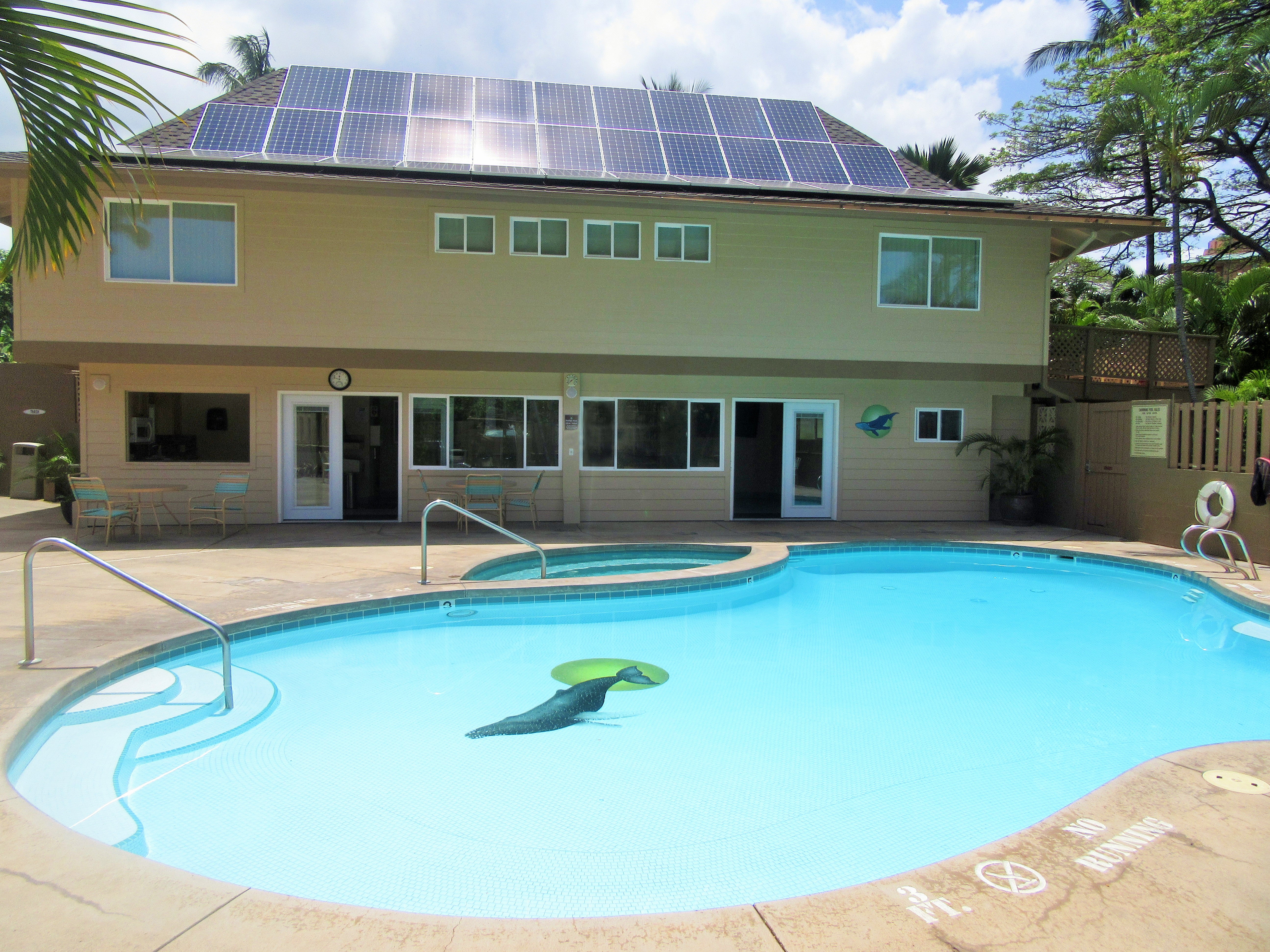 Cabana with Kitchen, Heated Pool and Hot Tub Spa